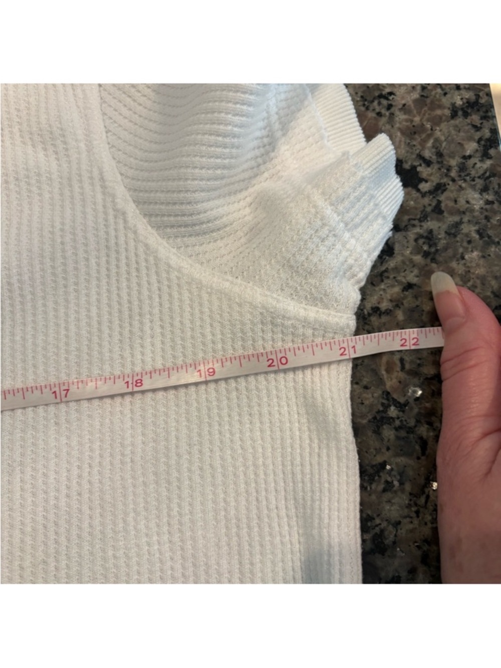 ⛱️Sundance - White Short Sleeve Waffle Knit Henley - XL - Picture 5 of 5